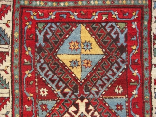 Antique Talish rug Wonderful colors and excellent condition Wool & Wool all orginal size 2,08 x 1,20 cm Since 1900             