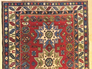 Antique Kuba Shirvan Lesghe wonderful colors and very nice condition all original some aria 02 % low pile  size : 2,60 x 1,26 cm Circa 1890-1900      