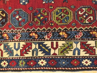 Antique Kuba Shirvan Lesghe wonderful colors and very nice condition all original some aria 02 % low pile  size : 2,60 x 1,26 cm Circa 1890-1900      