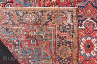 Antique Heriz Carpet wonderful colors and very nice condition all original size 2,90x1,96 cm Circa 1900                 