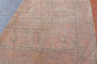 Anatolian oushak large carpet  very fine and size 21'00 x 27'00 foot ( 8,20x6,40 cm) Circa 1900               