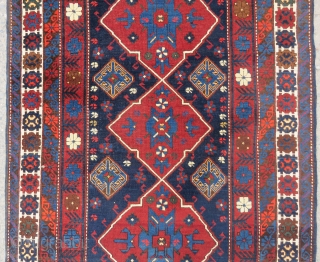 Antique Caucassian kuba shirvan rug very nice colors and all original size 1,96 x 1,22 cm Circa 1910               