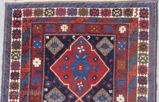 Antique Caucassian kuba shirvan rug very nice colors and all original size 1,96 x 1,22 cm Circa 1910               