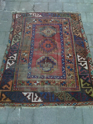 early 19th century AKSARAY turkish rug. A very similar rug is in Budapest Museum in Hungary. It is described in the catalogues of the museum as east anatolian carpet. Top collectors piece.
Best  ...