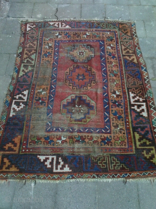 early 19th century AKSARAY turkish rug. A very similar rug is in Budapest Museum in Hungary. It is described in the catalogues of the museum as east anatolian carpet. Top collectors piece.
Best  ...