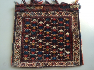 Half Khordjin Khamseh, 
Excellent condition 
Circa 1900 50x60cm                         