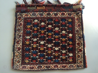 Half Khordjin Khamseh, 
Excellent condition 
Circa 1900 50x60cm                         