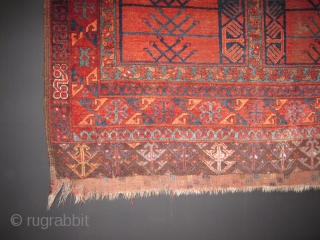 Turkmen-Ersari Ensi, Circa 1900, Natural colors with shiny wool, Size: 200 x 150 cm. 78.7" x 59".                