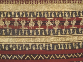 Indonesian Textile with golden threads, Circa 1900? Good and original condition, Size: 115 x 110 cm. 45.3" x 43.3".              