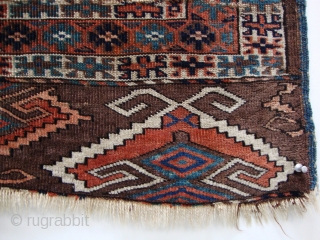 Yomud Ensi, 19th century, Fine quality with natural colours, Original condition, Not restored, Size: 150 x 120 cm / 4.9 x 3.9 feet.          