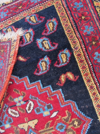 Rare afscgar small rug. Around 1900. Ca.65x50cm. As found.                        