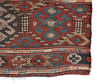 Bergama Mafrasch Kelim
138 x 94 cm (4' 6" x 3' 1") early 20th century                    ...