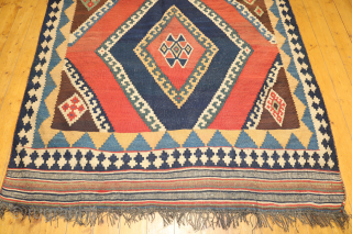 Gaschgai Kelim um1900 in einem sehr guten Zustand 285x165cm                         ...