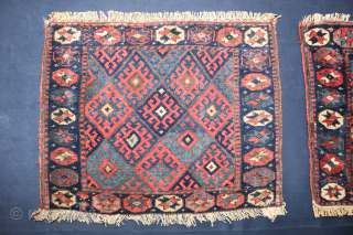 Two Jaff Bag Faces 65 x 50 cm (2' 1" x 1' 8") each Persia, ca. 1900 Condition: good, good pile.     Sie können mich gerne über Rugrabbit oder  ...