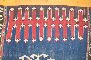 Ein wunderschöner antiker Kelim in einem guten Zustand 350x160cm Sie können mich gerne über Rugrabbit oder direkt per Email kontaktieren. Meine Emailadresse lautet salihunal@msn.com Feel free to contact me via Rugrabbit or  ...