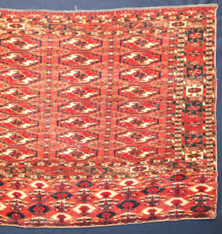 Tekke Chuval
122 x 66 cm (4' x 2' 2")
Turkmenistan, second half 19th century   Sie können mich gerne über Rugrabbit oder direkt per Email kontaktieren. Meine Emailadresse lautet salihunal@msn.com Feel free  ...