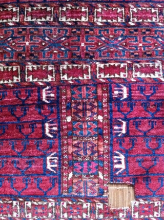 Small Tekke Ensi with good colors and shinny wool and a small hole                    