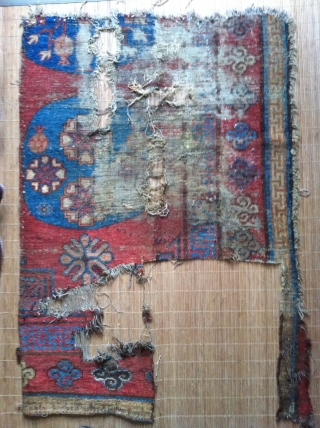 Fine East Turkestan Kotan fragment. This is a beautiful and fine fragment of Chinese East Turkestan carpet. It's well traveled and experienced over 300 years of silk road history.
Size:big bit 30"x 45"  ...