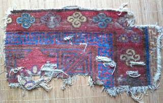 Fine East Turkestan Kotan fragment. This is a beautiful and fine fragment of Chinese East Turkestan carpet. It's well traveled and experienced over 300 years of silk road history.
Size:big bit 30"x 45"  ...