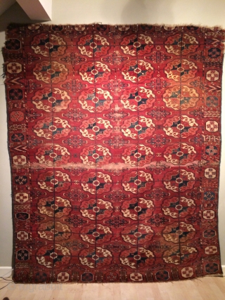 Very early and beautiful Tekke main carpet, 18th Century, with 4 by 9 gull design measuring 6'3" x 7'9" 192cms x 237cms :)          
