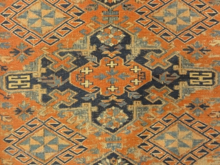 Antique Soumak Kuba Rug
4'4" x 5'10"                           