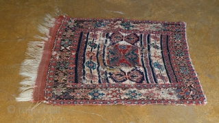 Antique Caucasian. This is the finest reverse Soumak with fantastic colors and design. Woven ca. 1870 made with the finest hand-spun natural wool.


width: 1'10"
length: 2'0"
size category: 3'x5' and smaller
dominant colors: Red, Beige  ...