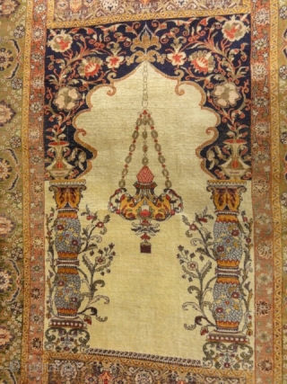 Antique Silk Turkish Prayer Rug
4'5" x 6'3"

Made in Turkey                        