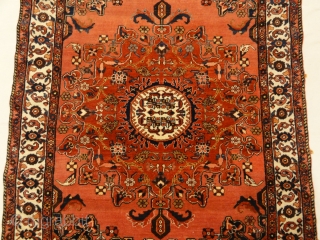 Antique Persian Josan Mint Condition Genuine Authentic Woven Carpet

4'4" x 6'6"                      