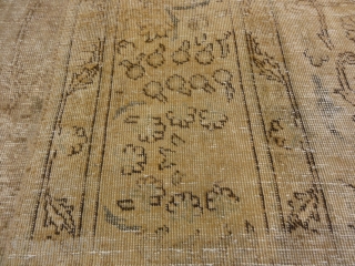 Antique Beige Persian Tabriz Rug Genuine Authentic Intricate Woven Carpet Art

8'1" x 10'10"                    
