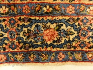 Antique Persian Kerman Rug

4'9" x 6'7"                           