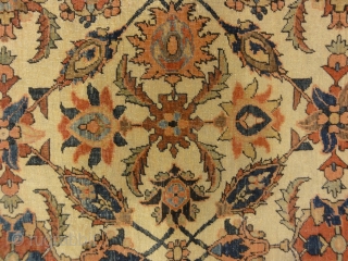 Extraordinarily Finely Knotted Exemplary Farahan Rug - Size: 4’4″ x 6’8″                      