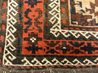 Antique Camelhair Persian Beluch Circa 1900s
3'2" x 4'8"                         