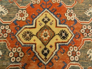 Antique Turkish Bergama Rug
4′ x 5’4″                           