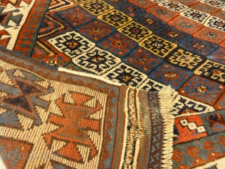 Unique Rare Jaf Kurd Rug Circa 1860s
5’2″ x 6’1″                        