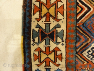 Unique Rare Jaf Kurd Rug Circa 1860s
5’2″ x 6’1″                        