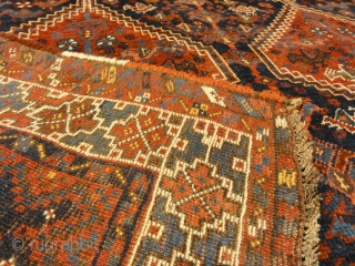 Antique Khamseh Chicken Rug
4’2″ x 5’7″                           