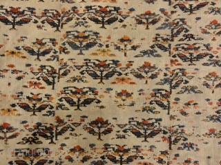 Antique Soumak Rug
5'3" x 5'6"                            