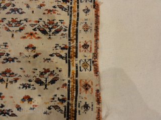 Antique Soumak Rug
5'3" x 5'6"                            