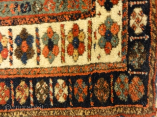 Antique Jaf Kurd Rug Circa 1870
2′ x 3’4″                         