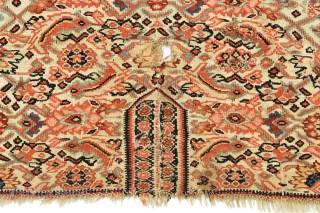 The Kurds of Senna produce kilim of very sophisticated construction. Their rugs have easily identifying characteristics : fields of repeating floral pattern, cotton warps and wool weft, very fine slitweave with extra  ...