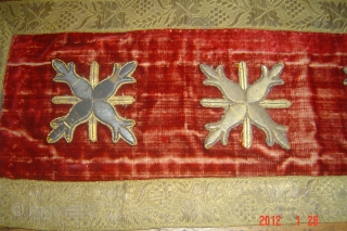 European silver/metal embroidery
99cmx18cm
pazyryk antigue amsterdam                            