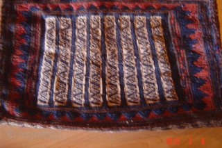 19 century beluch/chanteh
34cmx30cm
Pazyryk Antique Amsterdam                            