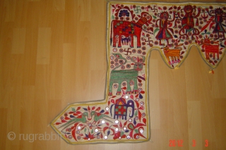 20e century indian embroidery textile
83cmx70cm
Pazyryk antique Amsterdam                          
