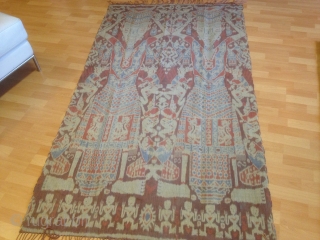 Indonesian,ikat/shawl
205cm x 118cm
pazyryk antique
sassun                             