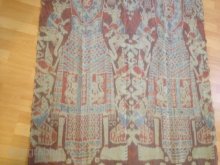 Indonesian,ikat/shawl
205cm x 118cm
pazyryk antique
sassun                             