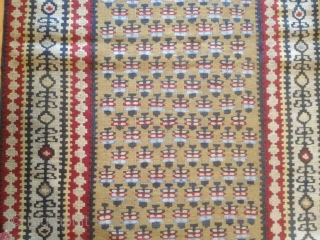 Antique kelim runner
425cm x 90cm
pazyryk antique
sassun                           