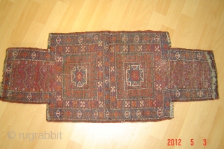 19th century nomaden/salt bag/namakdan
Very good condition
natural colors
52cmx42cm
pazyryk antique                         