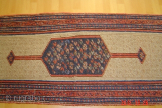 Attractive Persian Runner
300cm x 77cm
pazyryk antique                           