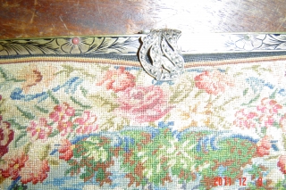 Antigue embroidered purse
21cmx16cm
pazyryk antigue
Amsterdam holland                            