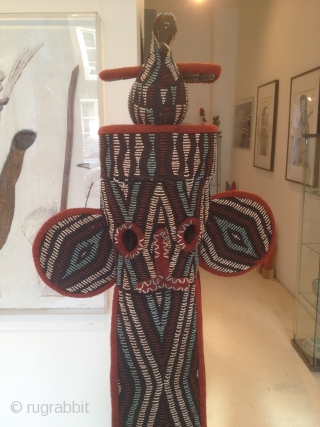 Antique african/cameroon
Bamilleke Mask                              